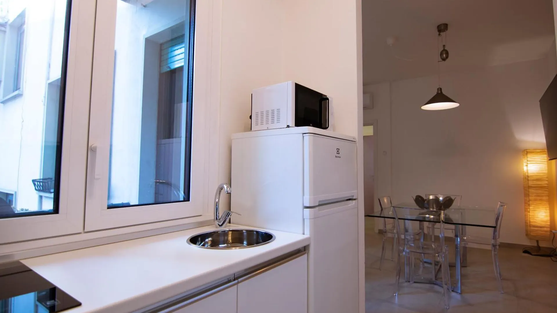 Atelier Del Design - Nel Cuore Di Milano Italie